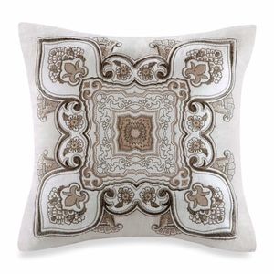 Set of two Echodesign throw pillows 16inx16ich